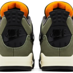 Air Jordan 4 Retro OG SP Undefeated - Deep Green Military Edition