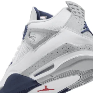 Air Jordan 4 Retro - White / Midnight Navy