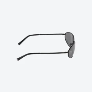 Black Eyewear Oval Sunglasses – Vintage-Inspired