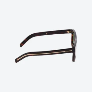 Square sunglasses with the iconic metal plaque - Dark Brown